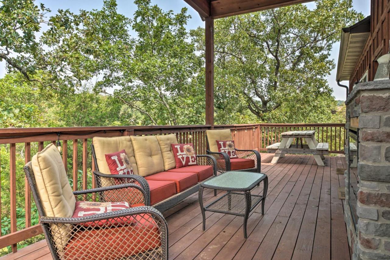 Branson West Cabin With Pool Access And Golfing Exterior foto